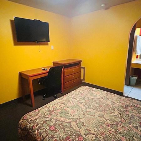 Relax Inn By Oyo Sulphur Hwy 90 Exterior foto